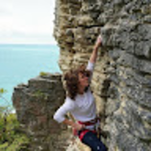 Meet your Posher, Melissa - Picture 1 of 1